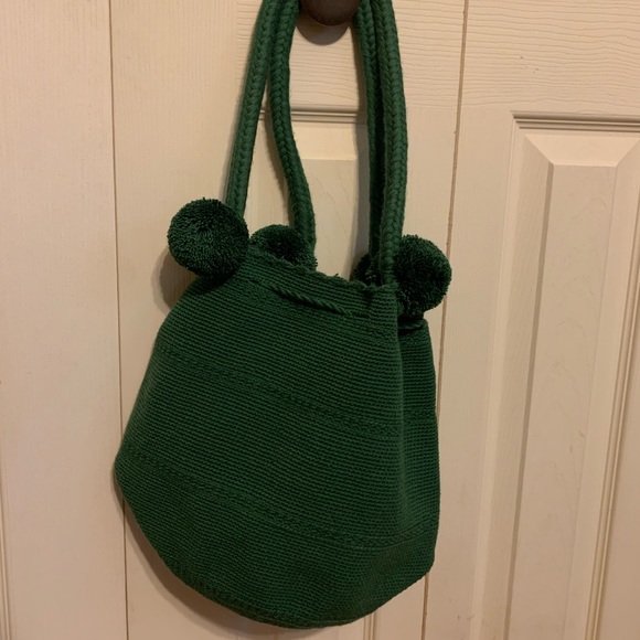 Handmade green woven bag - Picture 2 of 2